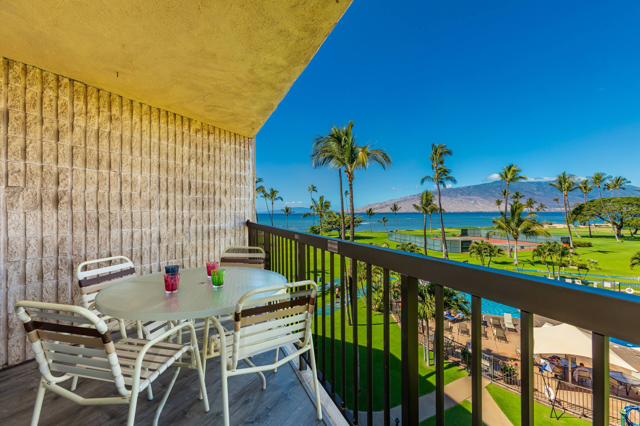 Condo in Kihei · ★5.0 · 2 bedrooms · 4 beds · 2 private baths - Image 36