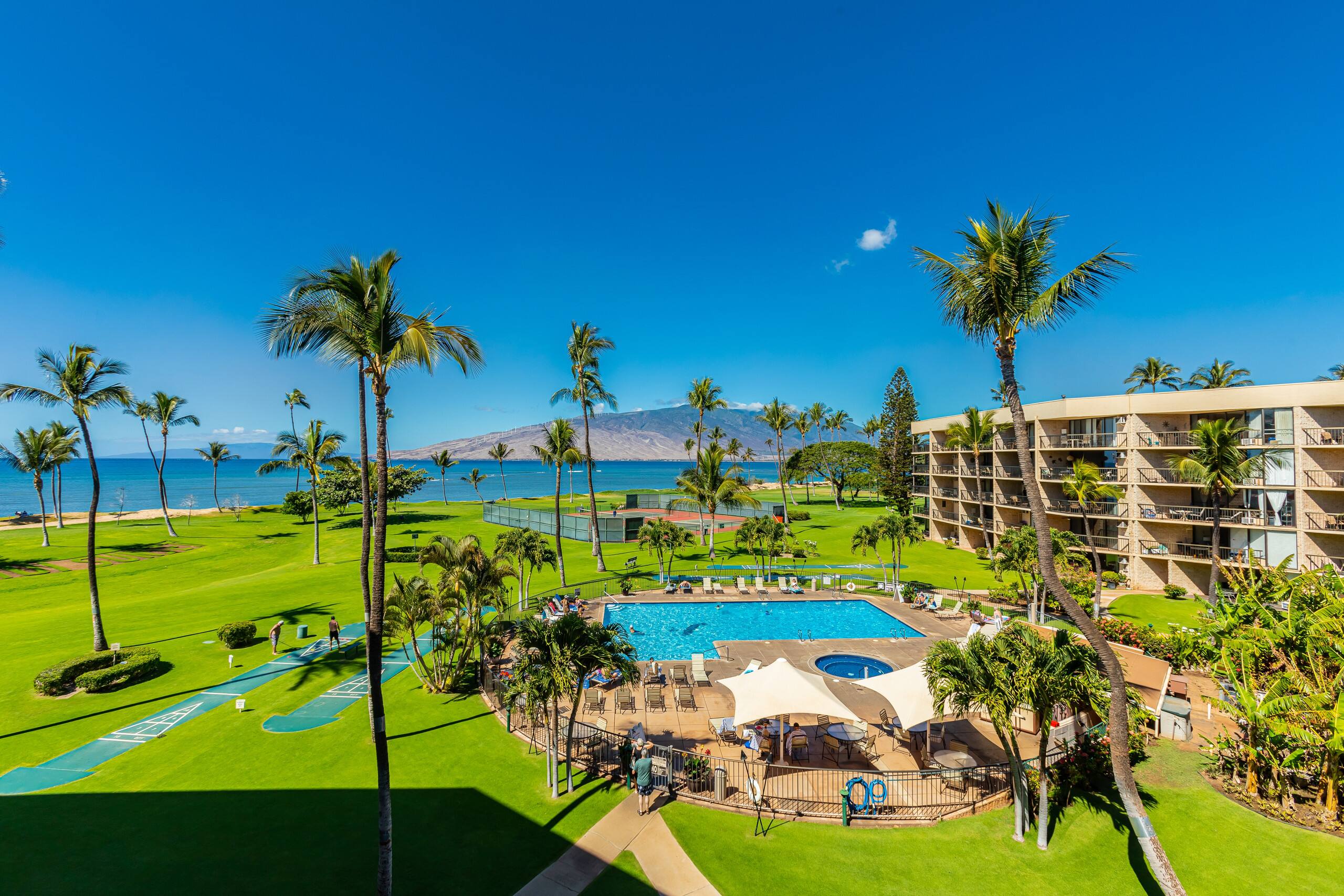 Condo in Kihei · ★5.0 · 2 bedrooms · 4 beds · 2 private baths - Image 35