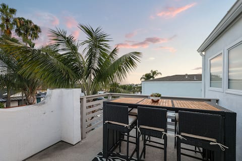 Modren 3BR | AC, Fire Pit, BBQ, Large Fenced Yard