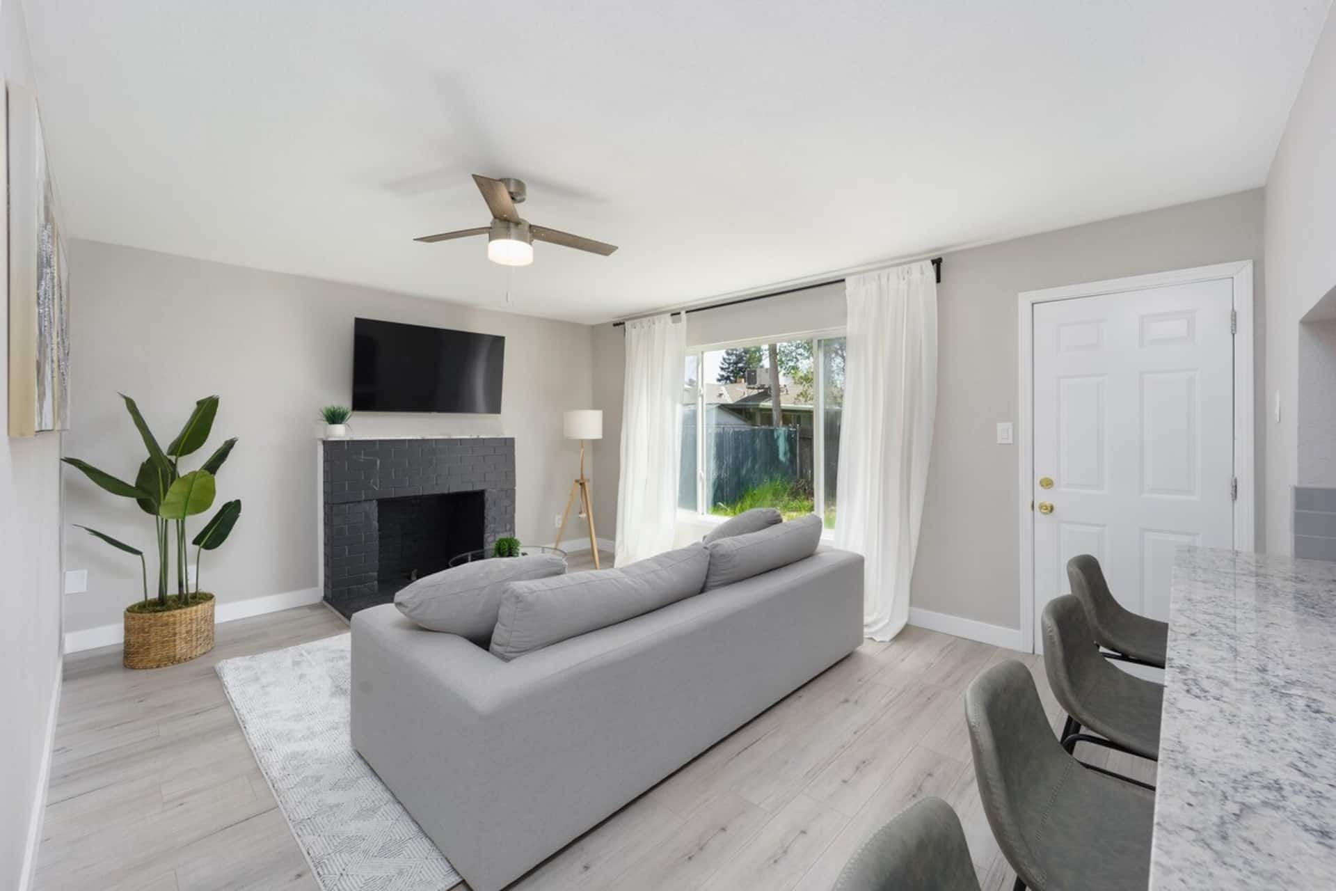 Charming 3-Bedroom Entire House — foto 4