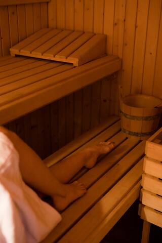 Escapada de Lujo Last Minute:Villa Privada con Spa gallery image 4