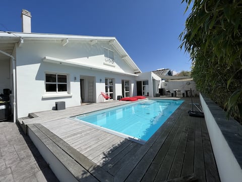 Biarritz / Near the center / Villa with pool