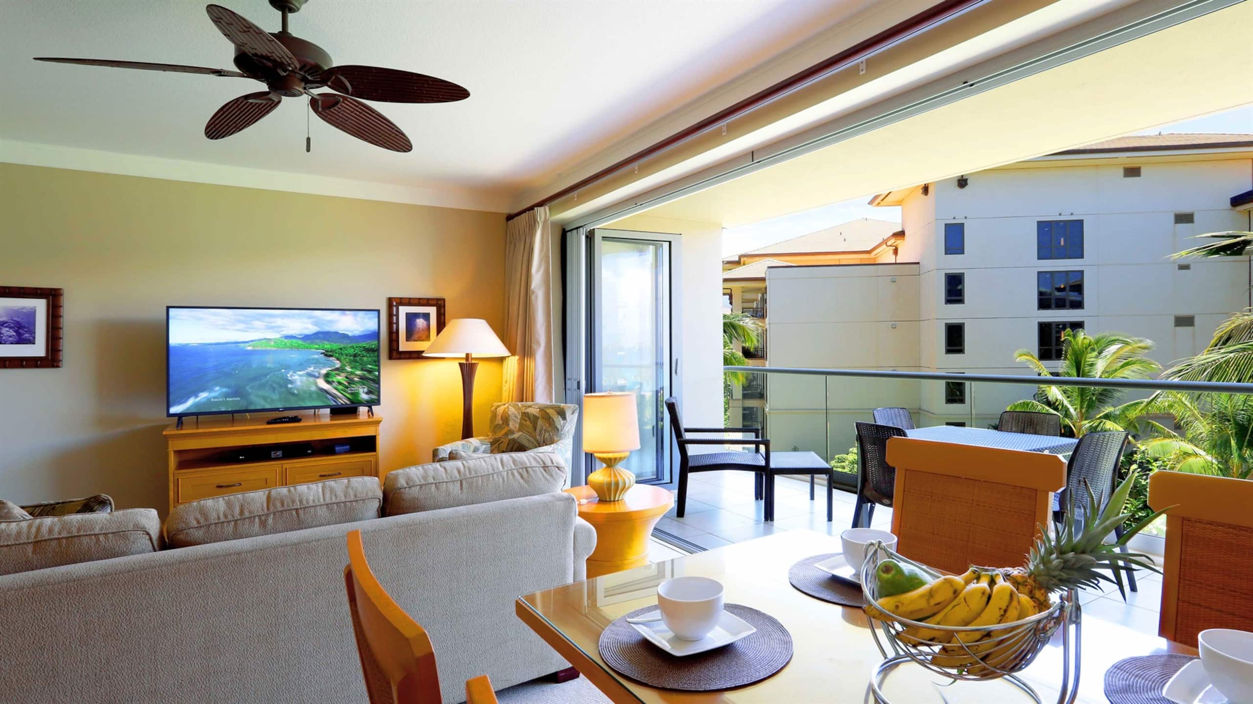 Condo in Kaanapali · ★4.77 · 1 bedroom · 2 beds · 1 bath - Photo 9