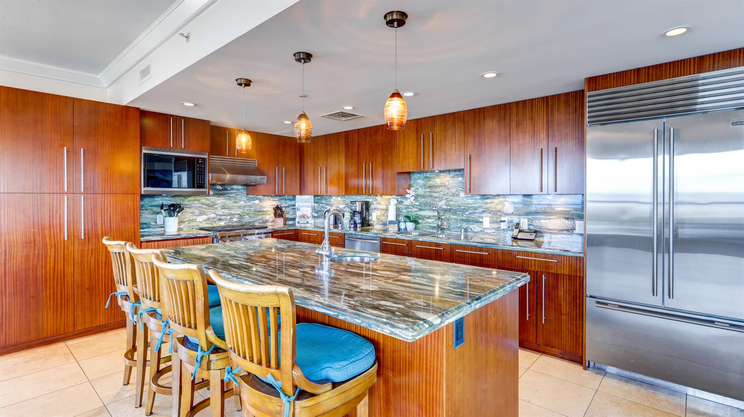 Condo in Kaanapali · ★5.0 · 3 bedrooms · 4 beds · 3.5 baths - Photo 18