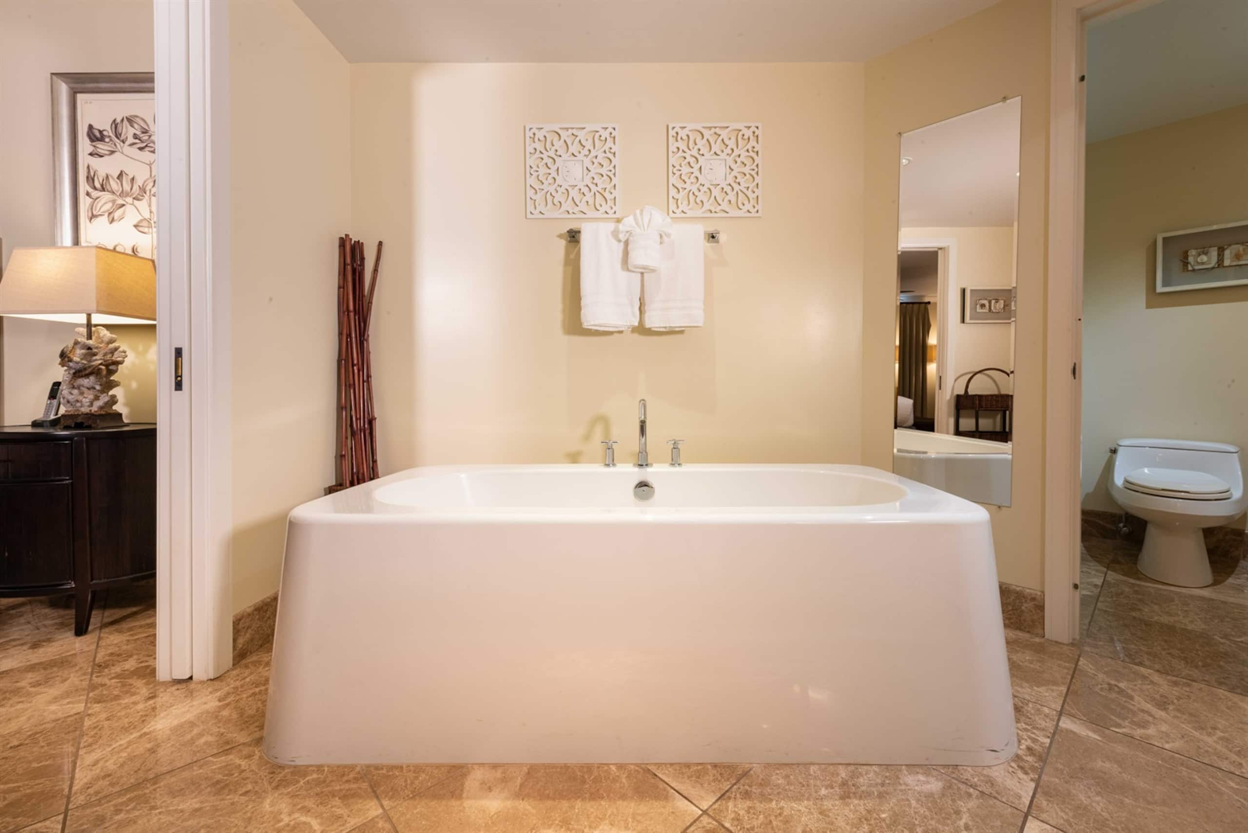 Condo in Kaanapali · ★5.0 · 3 bedrooms · 4 beds · 3.5 baths - Photo 26