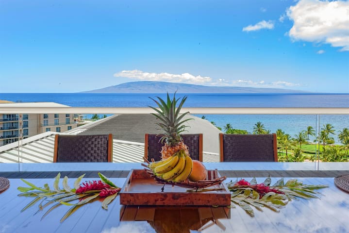 Konea 1019: Luxury Penthouse w/ Ocean Views & BBQ