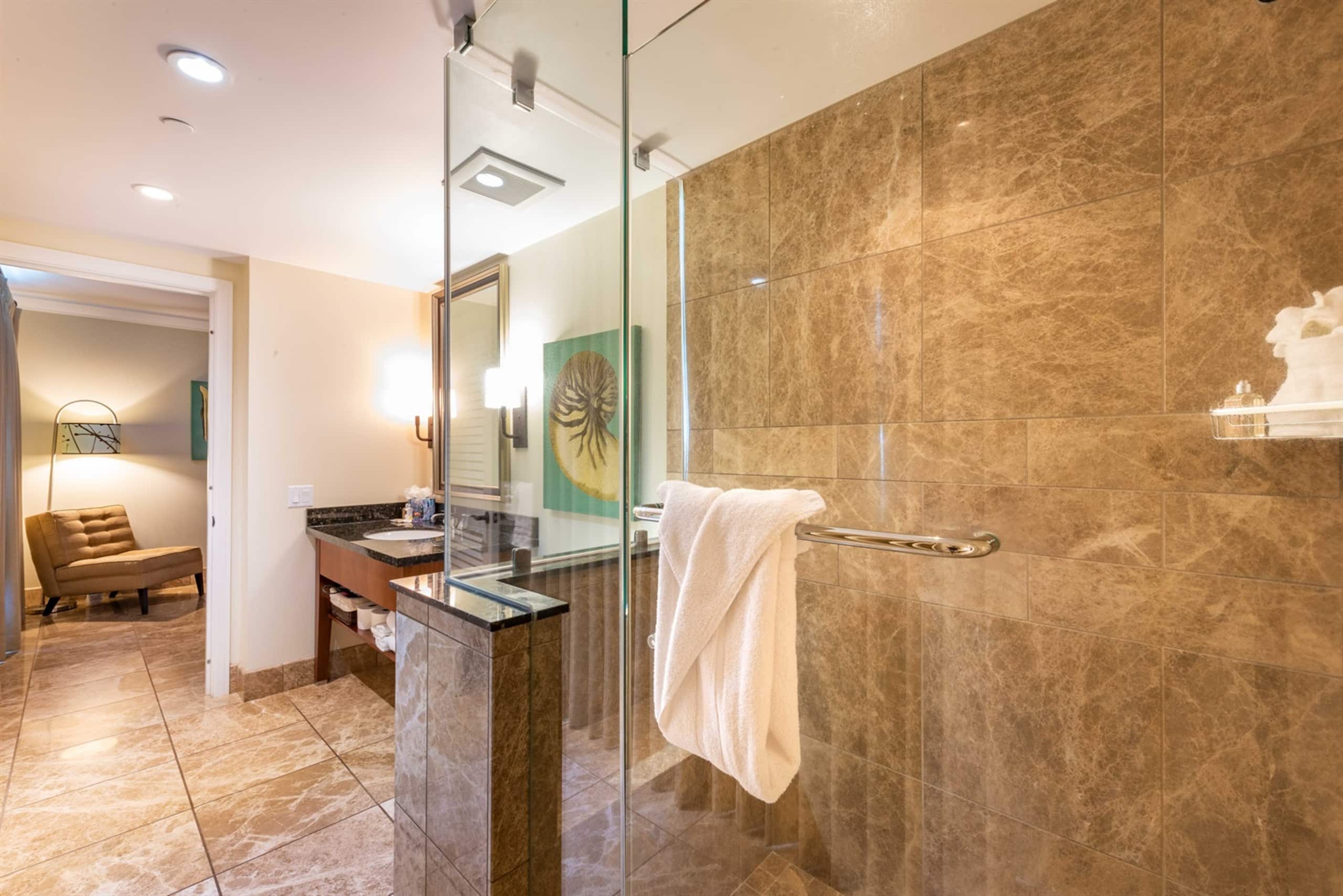 Condo in Kaanapali · ★5.0 · 3 bedrooms · 4 beds · 3.5 baths - Photo 35