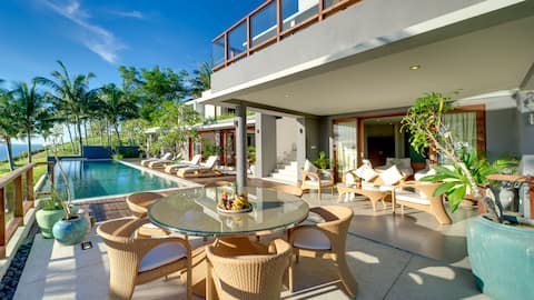 Senggigi Cliff 5BR Villa | Infinity Pool & Chef