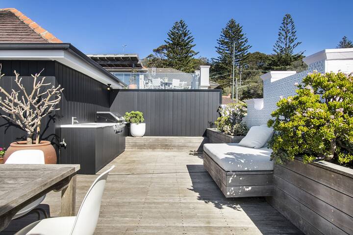 Coogee High House gallery image 3