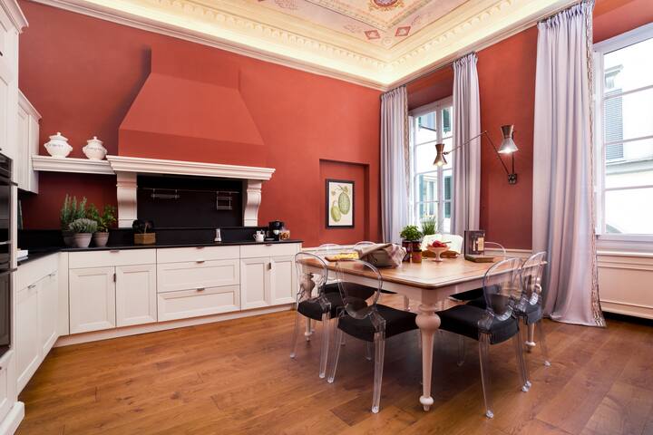 Conte Jacopo – La Dimora degli Affreschi Florence gallery image 3