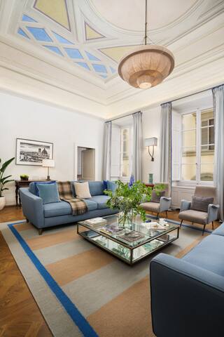 Conte Jacopo – La Dimora degli Affreschi Florence gallery image 2