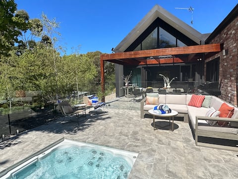 Houses of Ripley - Greenleaf - 3+ Night Discounts