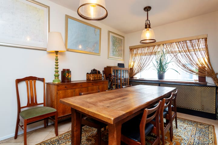 Bright Horizons by Veeve gallery image 3