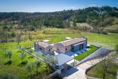 Villa Noeli - Two Bedroom Villa with Terrace&Pool