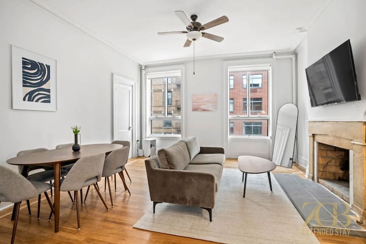 Newly Renovated Stunning Large 2BR in Chelsea!