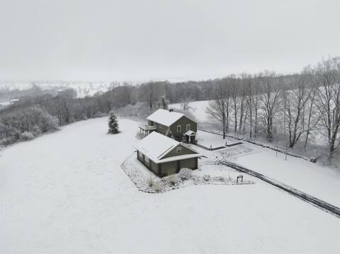 Hilltop Retreat & Spa Ski Season