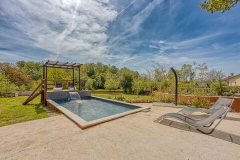 Rustic Home Izabel - Happy Rentals