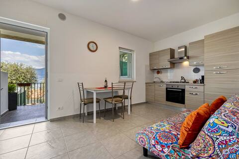 Casa Maria Lake View