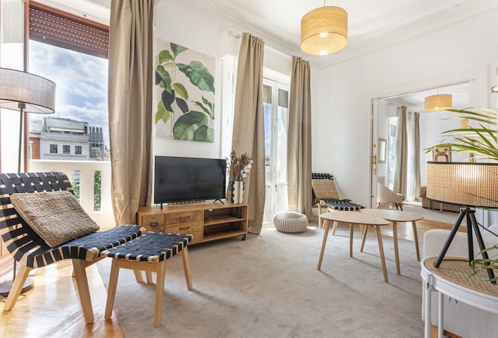 Santa Ana Place apartment in Madrid gallery image 2