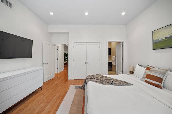 Church Place by Rove Travel I 3BR Tribeca Loft gallery image 4