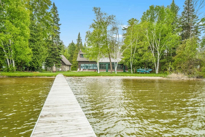 Platte Lake Oasis: Private Dock & Water Toys