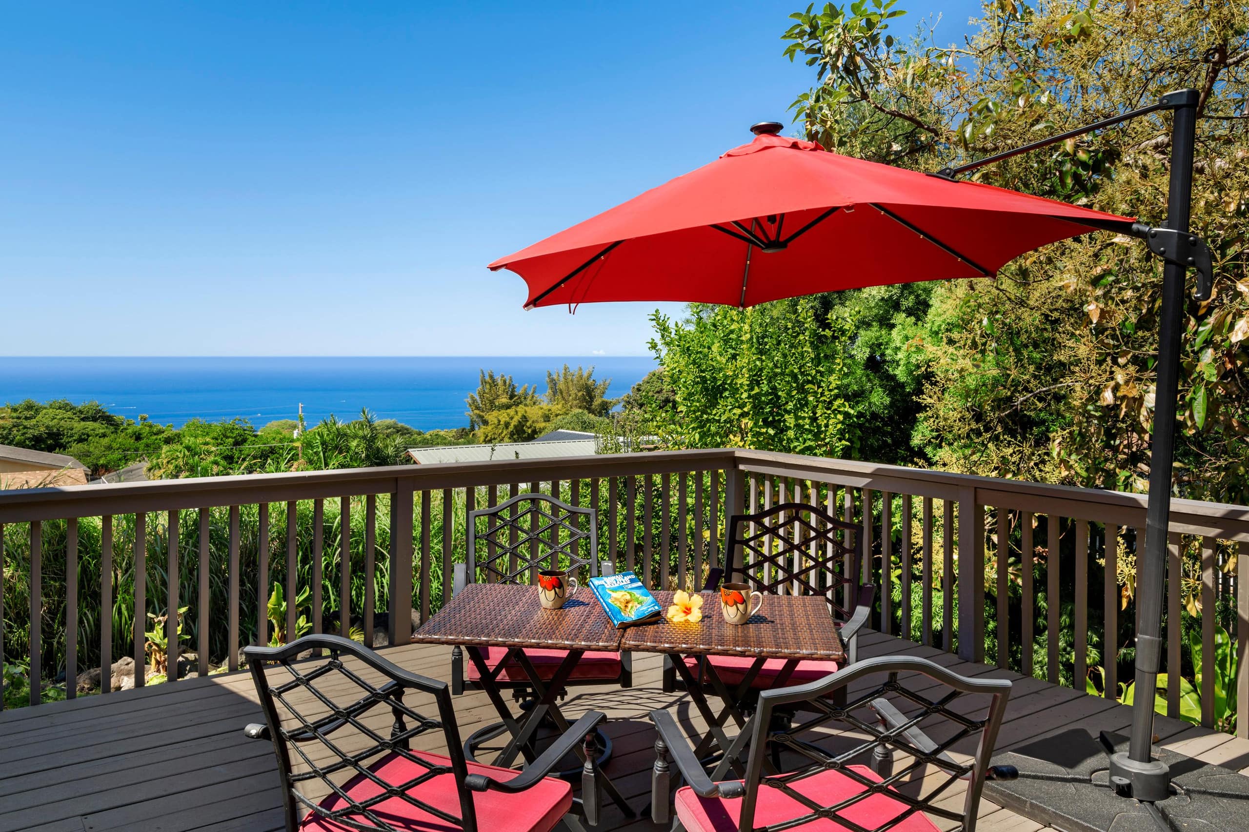 Home in Kealakekua · ★4.71 · 4 bedrooms · 5 beds · 3 private baths - Image 46