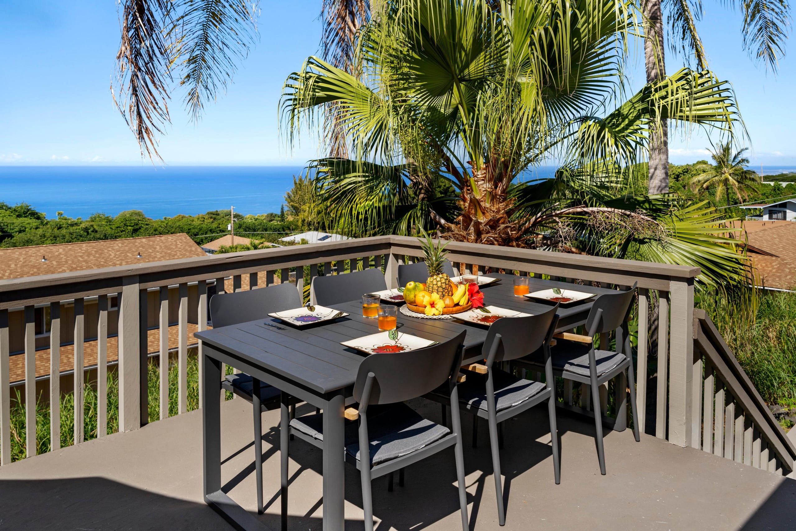 Home in Kealakekua · ★4.71 · 4 bedrooms · 5 beds · 3 private baths - Image 7