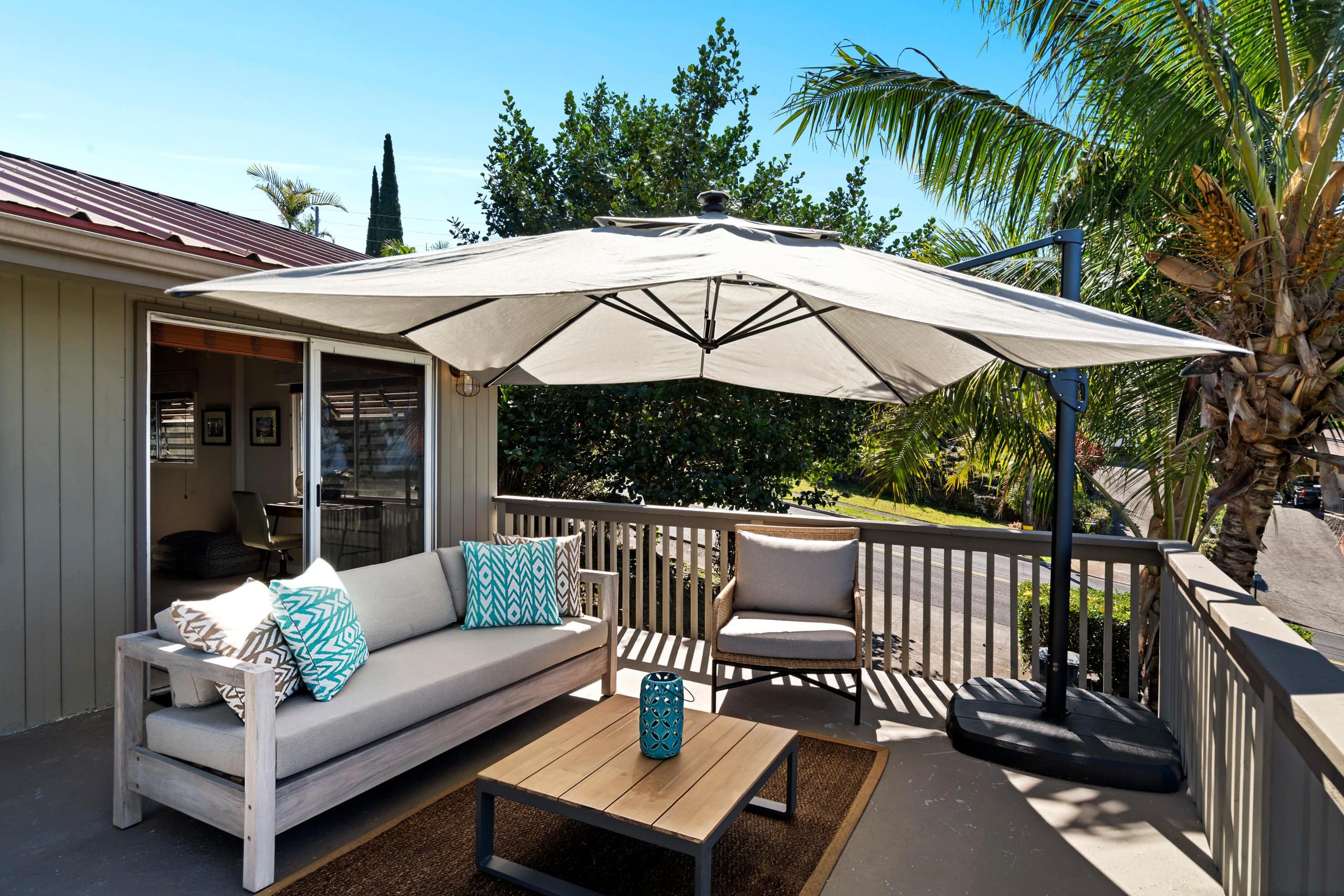 Home in Kealakekua · ★4.71 · 4 bedrooms · 5 beds · 3 private baths - Image 3