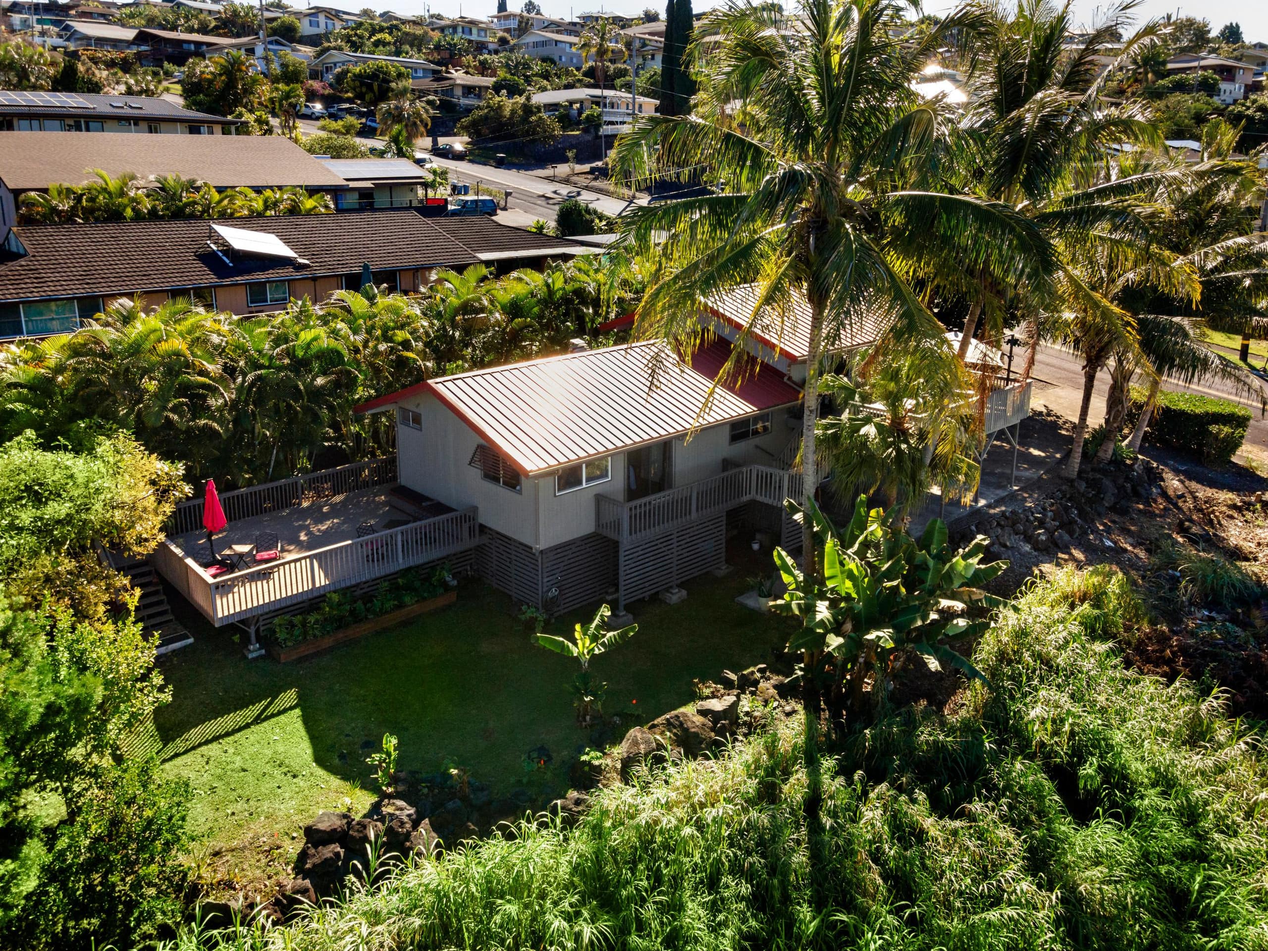 Home in Kealakekua · ★4.71 · 4 bedrooms · 5 beds · 3 private baths - Image 54