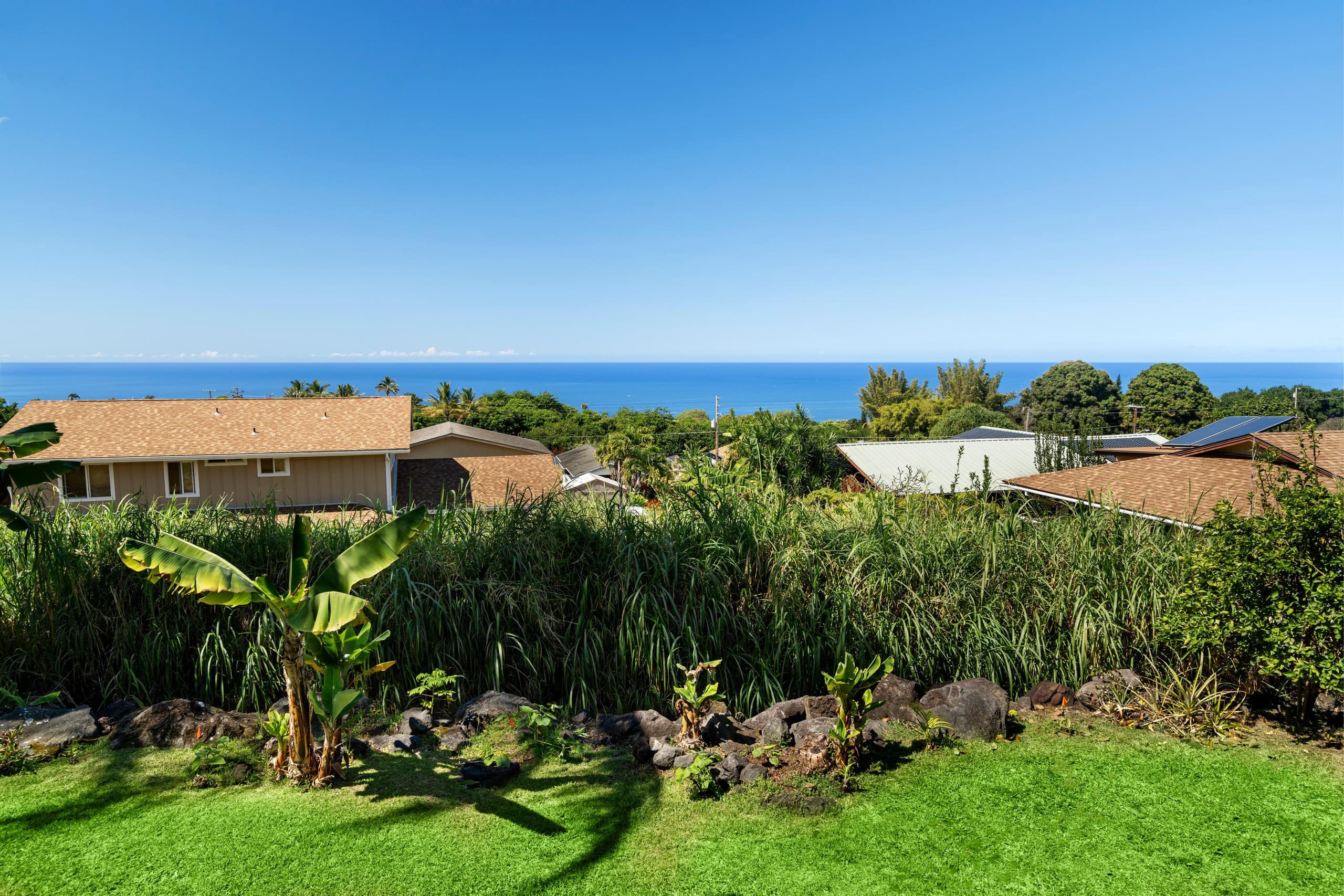 Home in Kealakekua · ★4.71 · 4 bedrooms · 5 beds · 3 private baths - Image 52