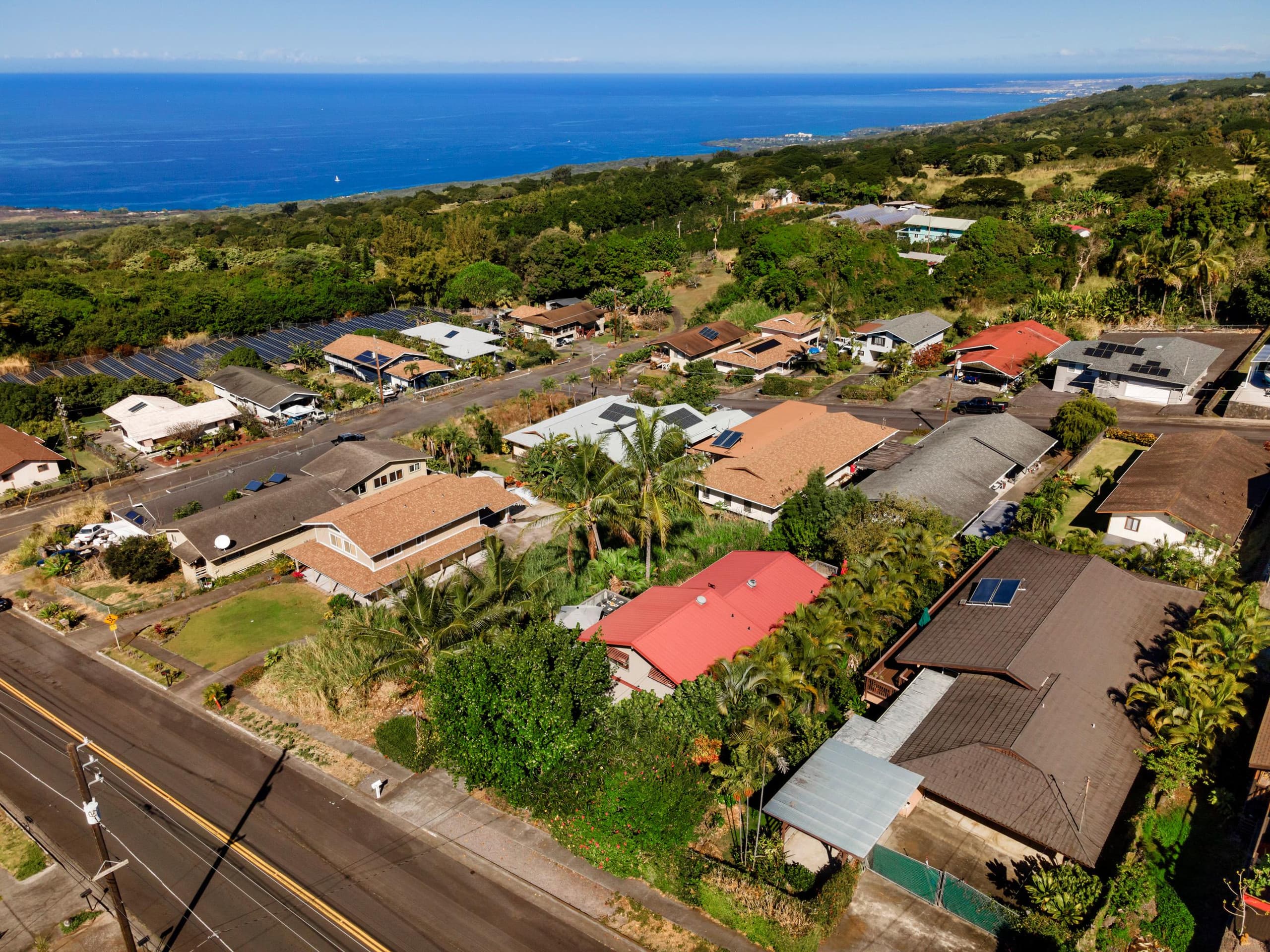 Home in Kealakekua · ★4.71 · 4 bedrooms · 5 beds · 3 private baths - Image 57