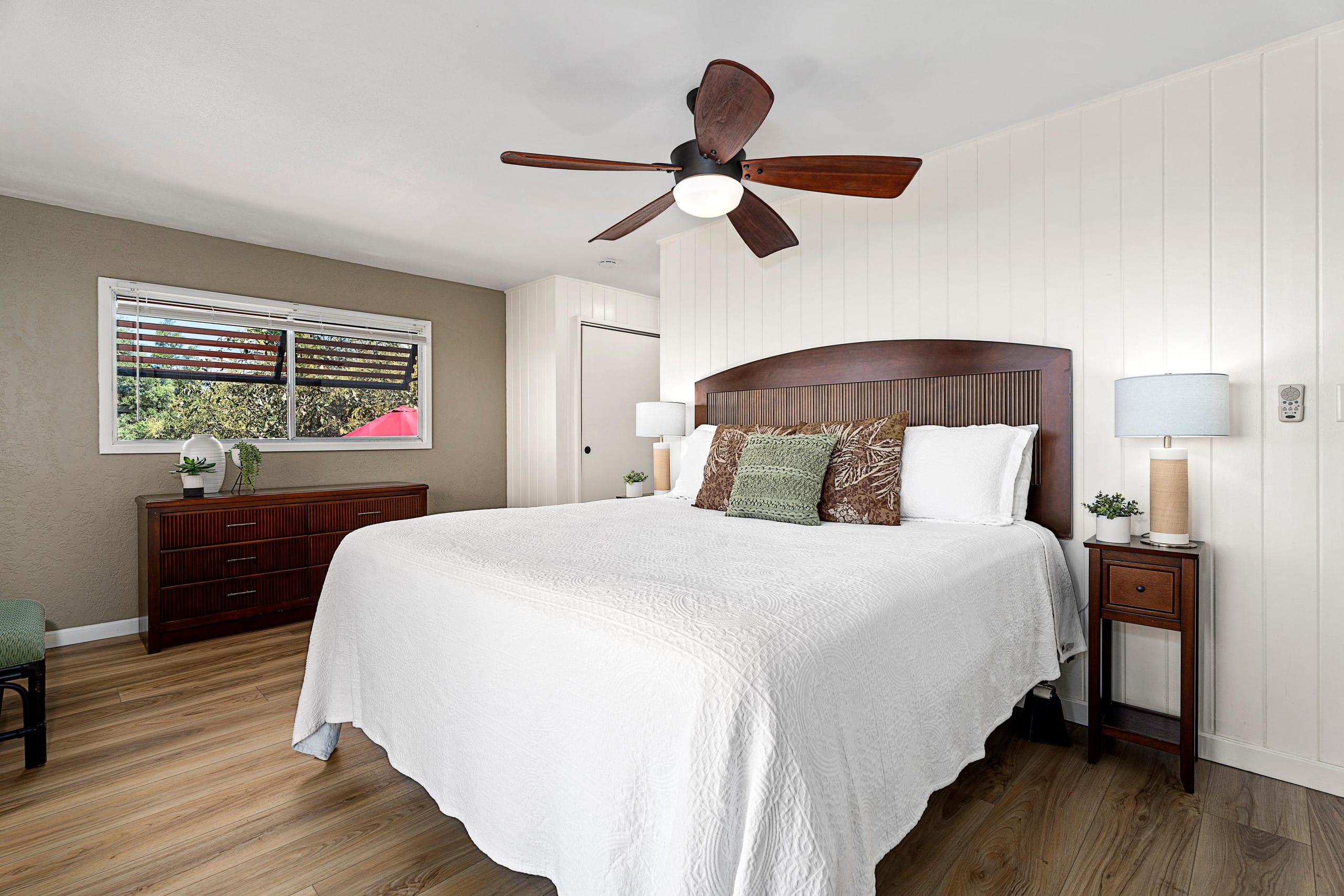 Home in Kealakekua · ★4.71 · 4 bedrooms · 5 beds · 3 private baths - Image 16
