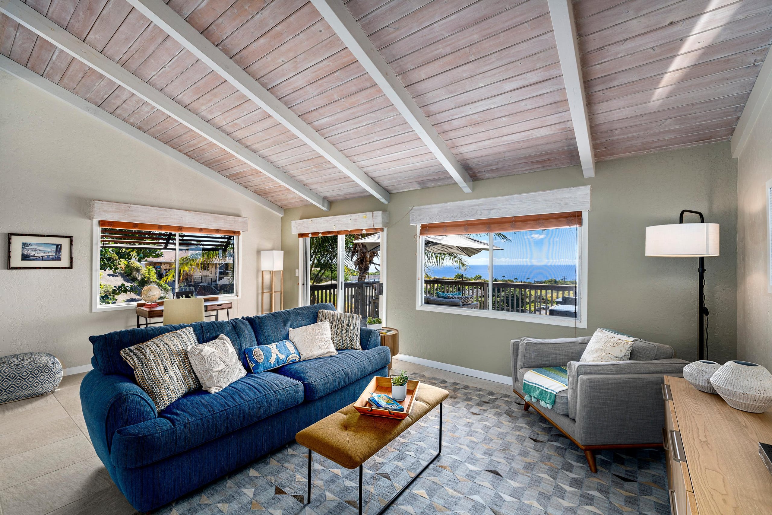 Home in Kealakekua · ★4.71 · 4 bedrooms · 5 beds · 3 private baths - Image 10