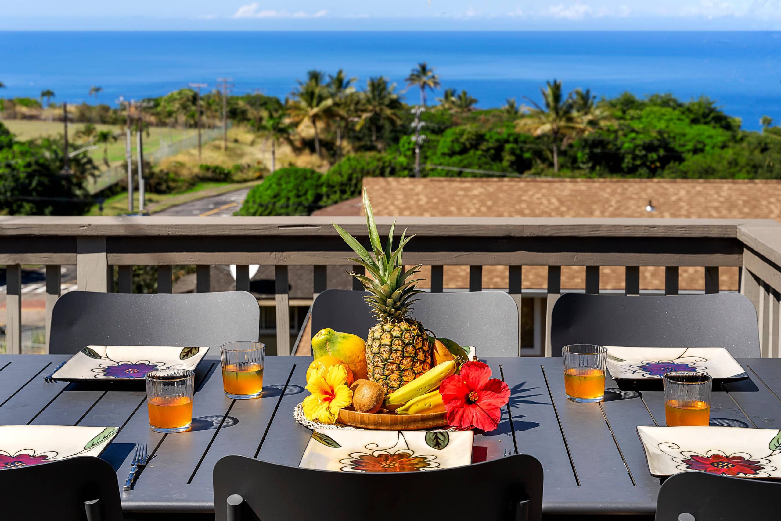 Home in Kealakekua · ★4.71 · 4 bedrooms · 5 beds · 3 private baths - Image 6