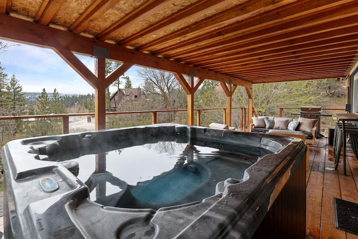 Enchanted Hideaway Hosted By Big Bear Cool Cabins - Fawnskin, CA