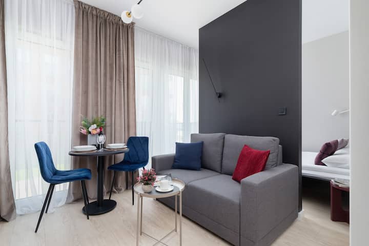 Kiełkowskiego 8 | Tasteful Studio | Desk - Cracovia