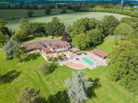 Large Villa Mansion with Pool House & Tennis Court