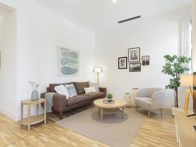 Amazing views over Sagrada Familia gallery image 3