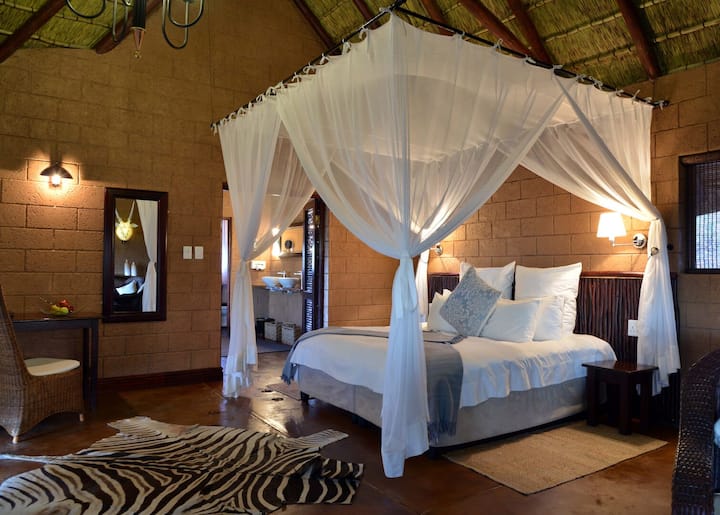 Zwahili Private Game Lodge & Spa - Executive Suite