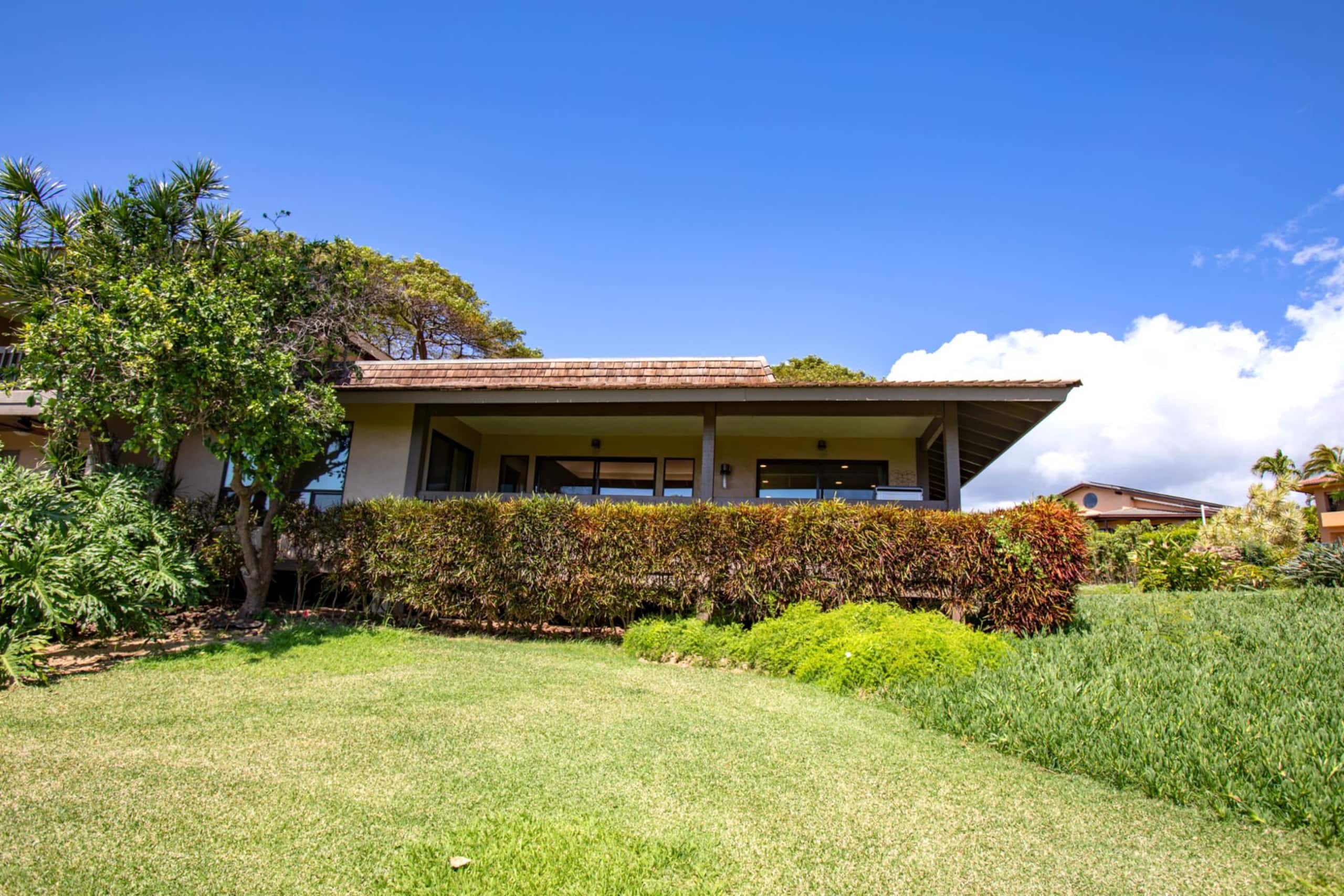 Condo in Lahaina · ★4.43 · 3 bedrooms · 5 beds · 2 baths - Image 38