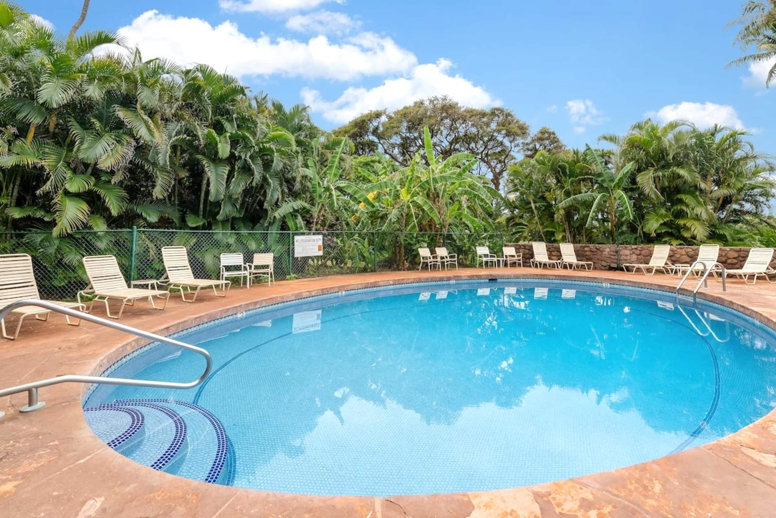 Condo in Lahaina · ★4.43 · 3 bedrooms · 5 beds · 2 baths - Image 10