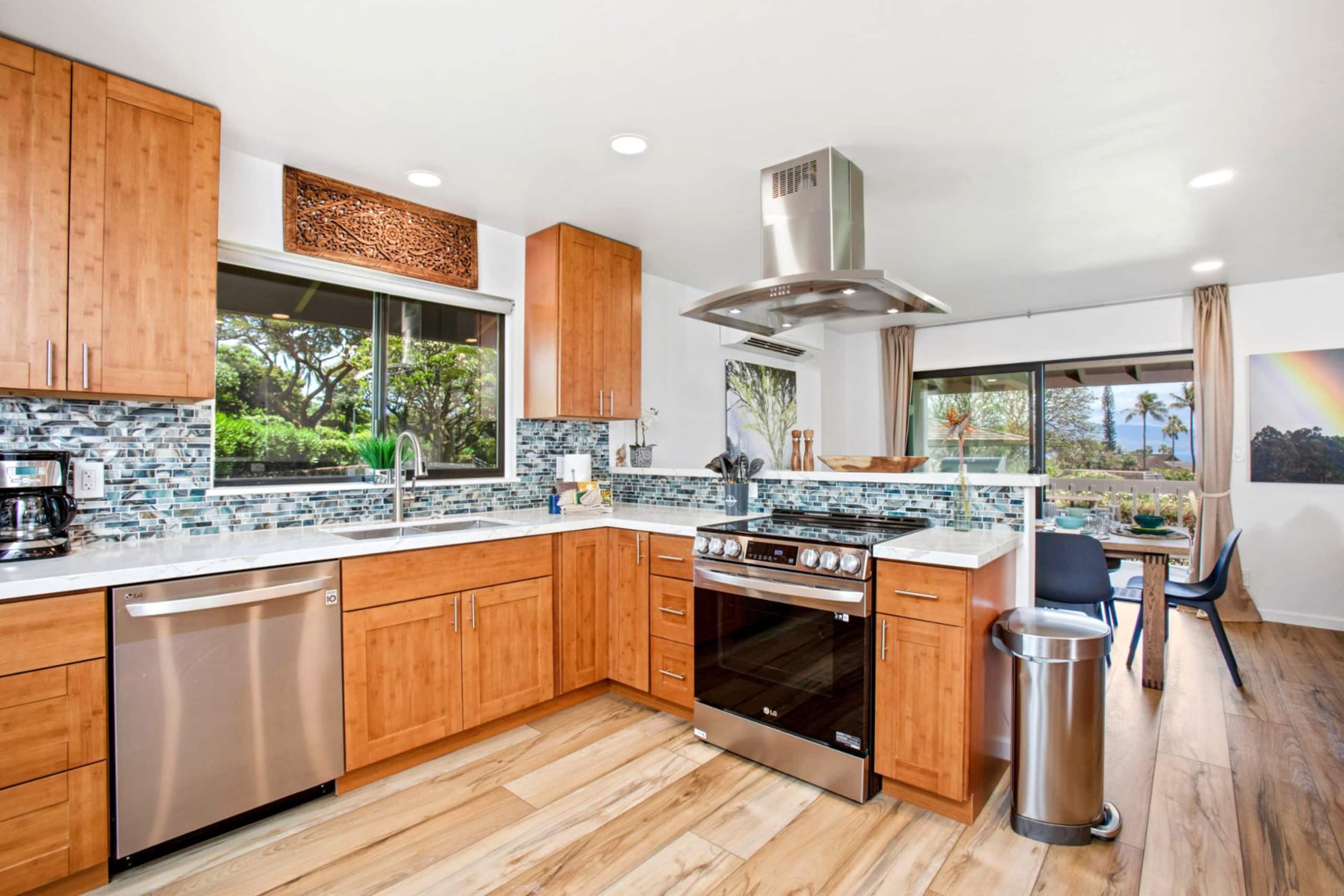 Condo in Lahaina · ★4.43 · 3 bedrooms · 5 beds · 2 baths - Image 19