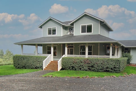 Sweeping Views | Close to Vineyards
