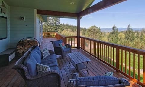 The Perch - Eola Hills Pet Friendly w Hot tub