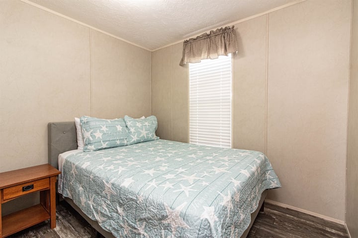 მე-2 საწოლი 152 × 203 სმ