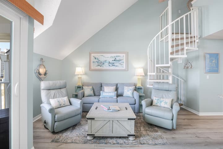Family Friendly Vacay I Pool I Easy Beach Access - Gulf Shores, AL
