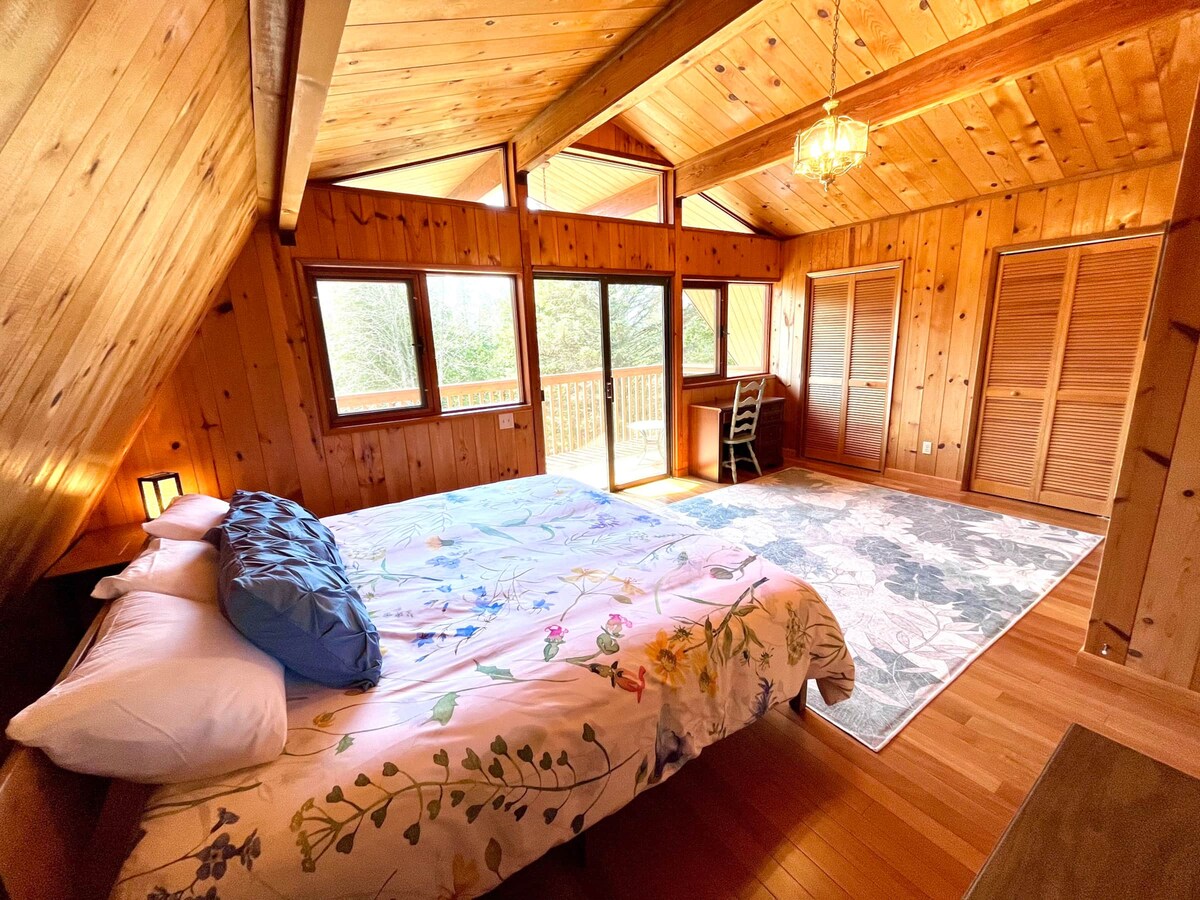 Chalet King Bedroom