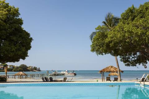 Beachfront Dream! White Sand Beach, Water Sports