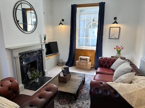 Successful Airbnb property: Quayside Georgian Townhouse in King's Lynn And West Norfolk