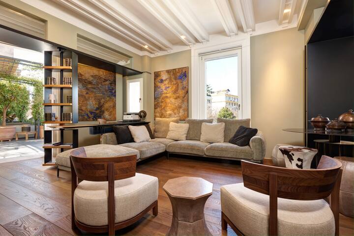 Mastroianni & Loren House with Terrace by Hostalia gallery image 5